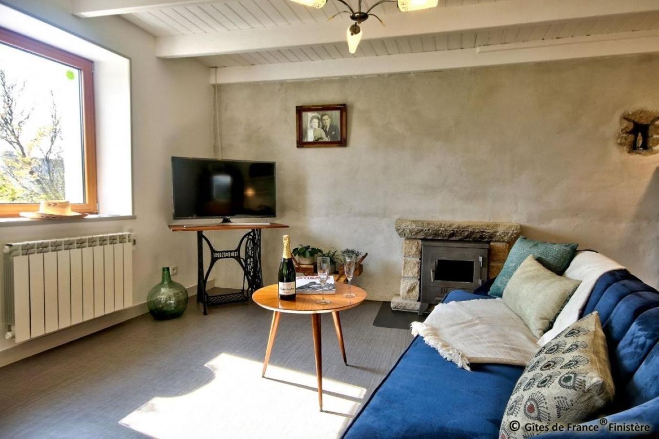 Gîte Le pied à terre Kerlouan Extérieur photo